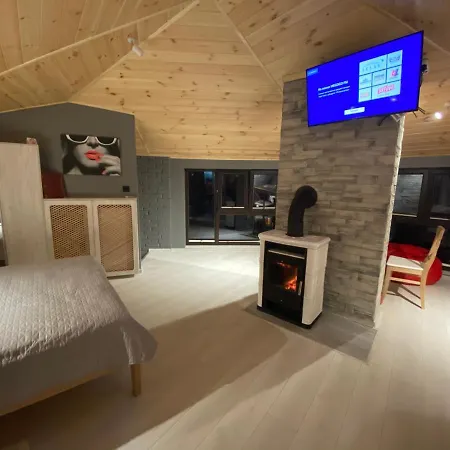 Aparthotel феєрія лісу Skhidnytsia