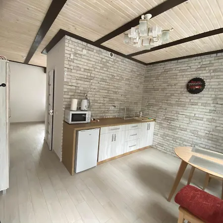 Aparthotel феєрія лісу 4*