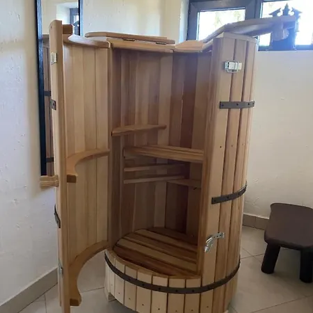 Aparthotel феєрія лісу 4*