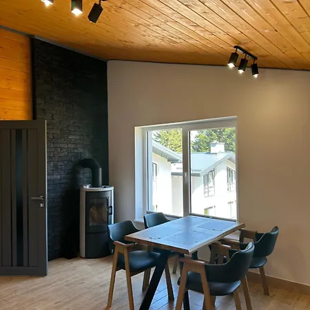 феєрія лісу Aparthotel Skhidnytsia